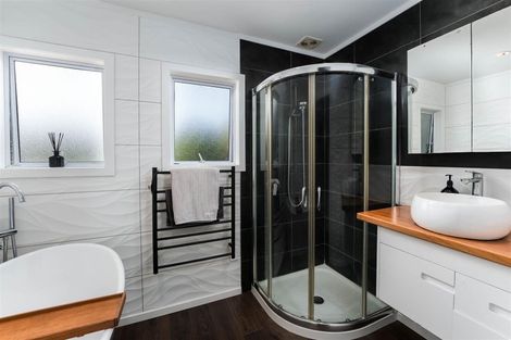 Photo of property in 11 Waimanu Place, Point Wells, Warkworth, 0986