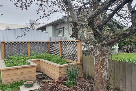 Photo of property in 1 Antrim Street, Sydenham, Christchurch, 8023