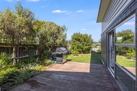 Photo of property in 29 Kaimai Place, Aotea, Porirua, 5024