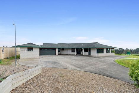 Photo of property in 88 Heights Road, Shannon, Palmerston North, 4474