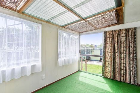 Photo of property in 17 John Street, Levin, 5510