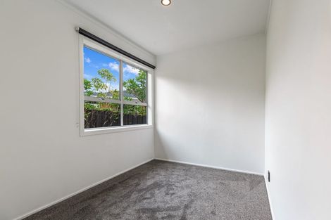 Photo of property in 52 Bay Street, Red Beach, 0932