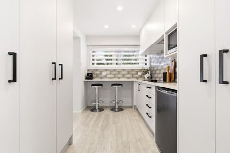 Photo of property in 1 Woodstock Road, Fairfield, Hamilton, 3214