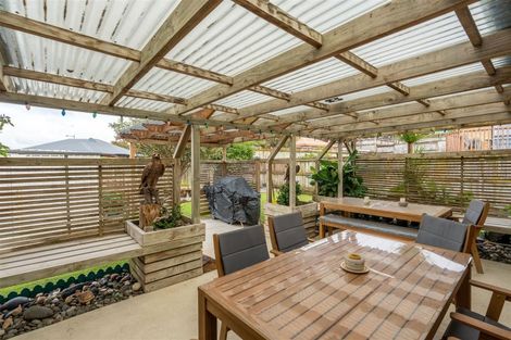 Photo of property in 19 Rochester Place, Nawton, Hamilton, 3200