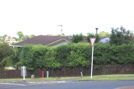 Photo of property in 186 Glamorgan Drive, Torbay, Auckland, 0630