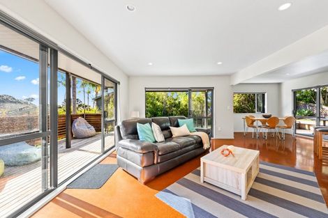 Photo of property in 8 Hector Lang Drive, Langs Beach, Waipu, 0582