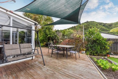 Photo of property in 14a Huia Street, Waikawa, Picton, 7220