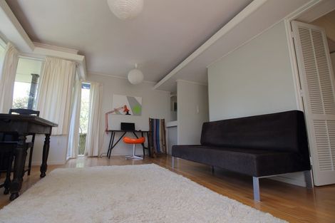 Photo of property in 2/24 Brook Street, Milford, Auckland, 0620