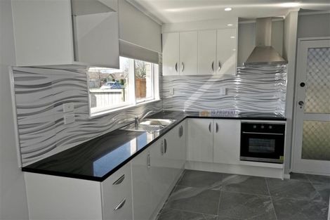 Photo of property in 1/43 Great South Road, Takanini, 2112