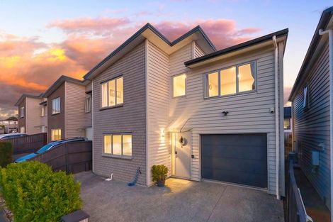 Photo of property in 41 Sunshine Boulevard, Sunnyvale, Auckland, 0612