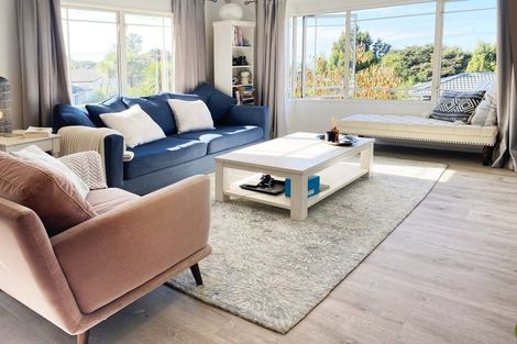 Photo of property in 39 Emlyn Place, Torbay, Auckland, 0630