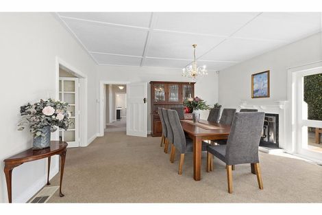 Photo of property in 20 Lucknow Terrace, Khandallah, Wellington, 6035