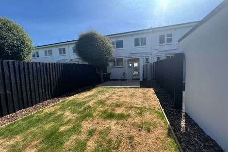 Photo of property in 2/35 Craven Street, Sockburn, Christchurch, 8042