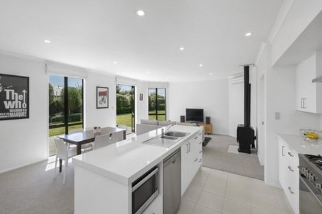 Photo of property in 12 Christie Place, Rolleston, 7614