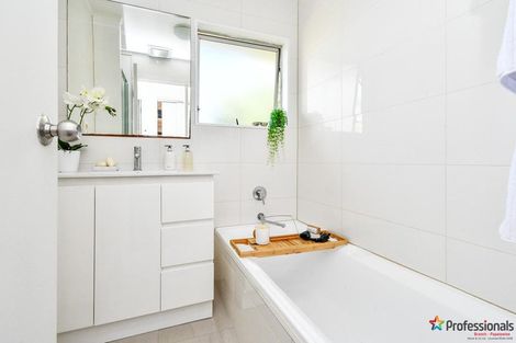 Photo of property in 183 Coxhead Road, Wattle Downs, Auckland, 2103