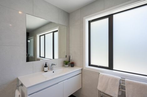 Photo of property in 156 Upton Street, Wanaka, 9305