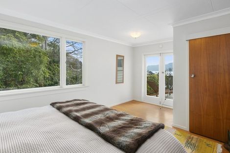 Photo of property in 26b Howard Street, Macandrew Bay, Dunedin, 9014