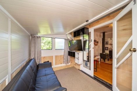 Photo of property in 86 South Road, Manaia, 4612