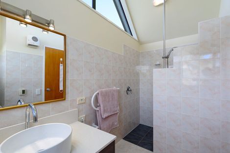 Photo of property in 102 Tokongawa Drive, Kaiteriteri, Motueka, 7197