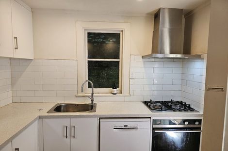 Photo of property in 155 Upland Road, Kelburn, Wellington, 6012