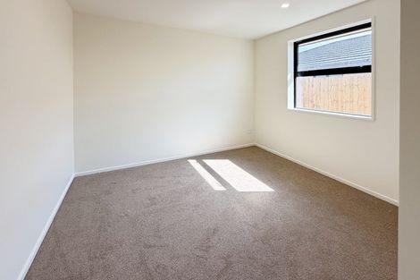 Photo of property in 1 Archibald Place, Halswell, 8025