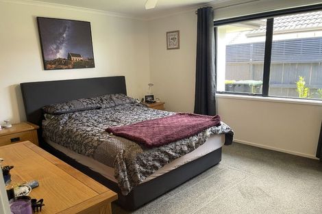 Photo of property in 46 Oreti Crescent, Papamoa Beach, Papamoa, 3118
