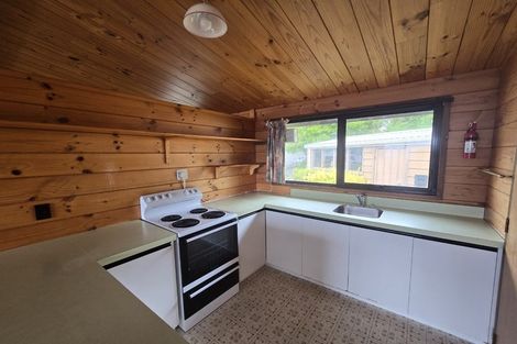 Photo of property in 10 Mervyn Place, Plimmerton, Porirua, 5026