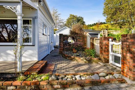 Photo of property in 295 Skinner Road, Bird Road, Stratford, 4393