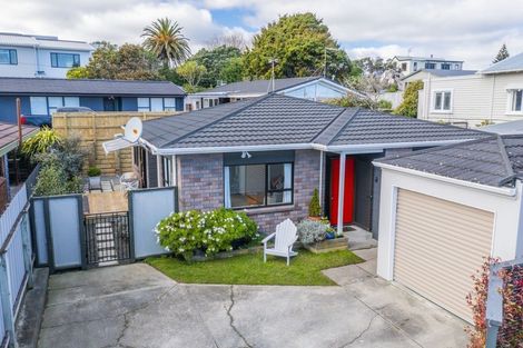 Photo of property in 57b Seaview Road, Paraparaumu Beach, Paraparaumu, 5032
