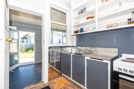 Photo of property in 1a Dickson Street, Kaiti, Gisborne, 4010