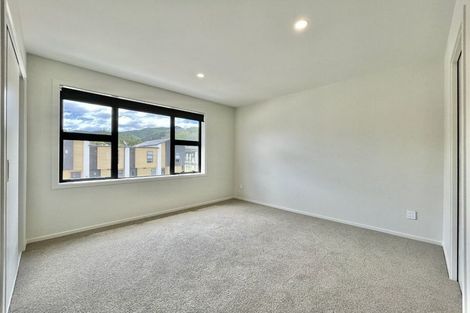 Photo of property in 8 Te Ara O Ralph Olsen, Wainuiomata, Lower Hutt, 5014