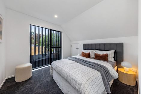 Photo of property in 15 Humariri Street, Point Chevalier, Auckland, 1022