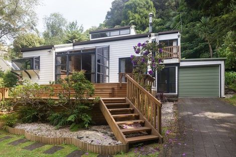 Photo of property in 12a Marina Grove, Frankleigh Park, New Plymouth, 4310