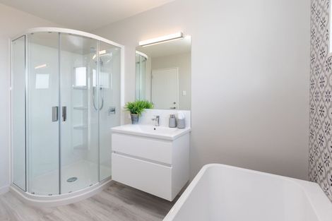 Photo of property in 13 Loch Tanna Way, Broomfield, Christchurch, 8042