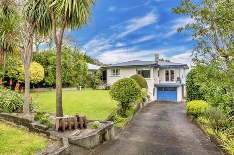 Photo of property in 8 Churchill Street, Levin, 5510
