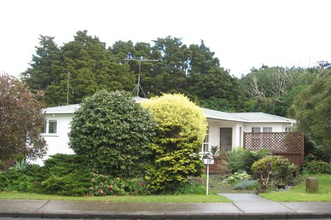 Photo of property in 15 Hillcrest Grove, Hillpark, Auckland, 2102