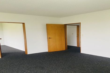 Photo of property in 8 Bushland Grove, Paparangi, Wellington, 6037