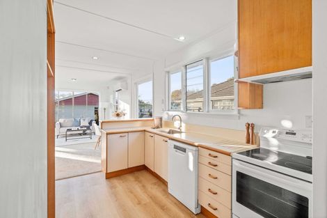 Photo of property in 59 Acacia Avenue, Upper Riccarton, Christchurch, 8041