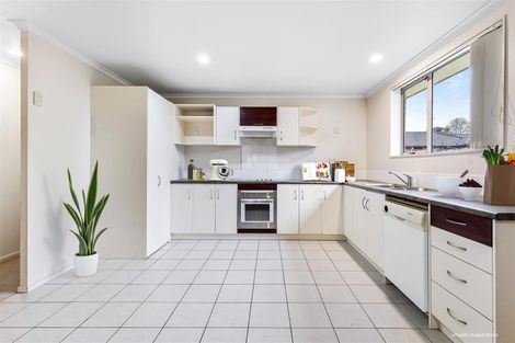 Photo of property in 30b Kayes Road, Pukekohe, 2120