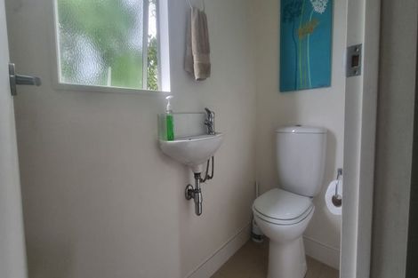 Photo of property in 1a Hythe Terrace, Mairangi Bay, Auckland, 0630