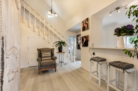 Photo of property in 3 Eliot Place, Leamington, Cambridge, 3432