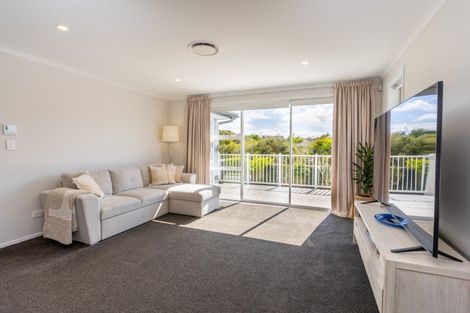 Photo of property in 27 Te Otinga Place, Pyes Pa, Tauranga, 3112