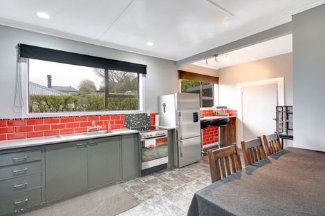 Photo of property in 33 North Taieri Road, Abbotsford, Dunedin, 9018