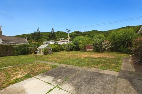 Photo of property in 5 Waiho Terrace, Elsdon, Porirua, 5022