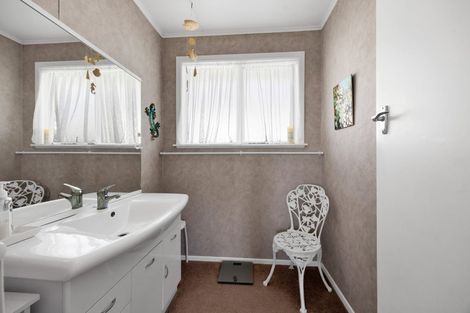 Photo of property in 132 Fairfield Road, Hawera, 4610