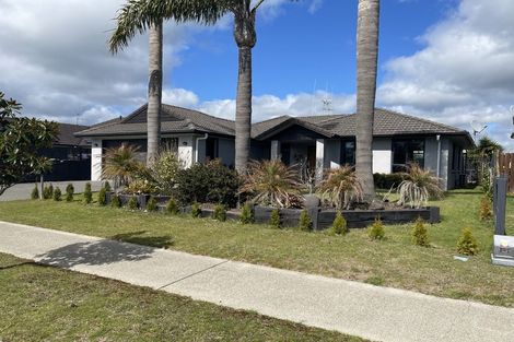 Photo of property in 46 Oreti Crescent, Papamoa Beach, Papamoa, 3118