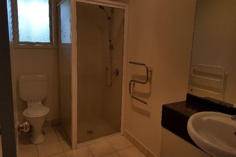 Photo of property in 400 Waitakere Road, Taupaki, Henderson, 0782