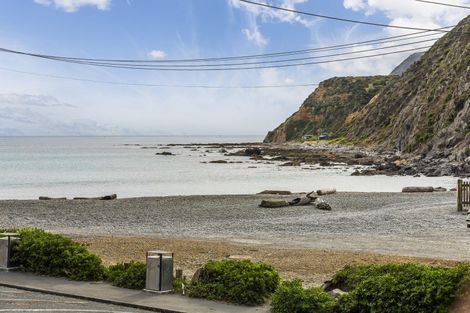 Photo of property in 1087 Makara Road, Makara Beach, Karori, 6972
