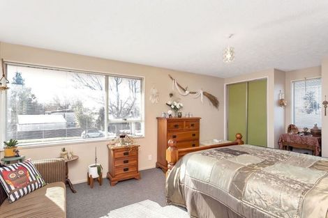 Photo of property in 62 Sturrocks Road, Redwood, Christchurch, 8051