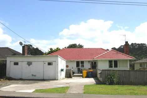 Photo of property in 8 Ranch Avenue, Beach Haven, Auckland, 0626
